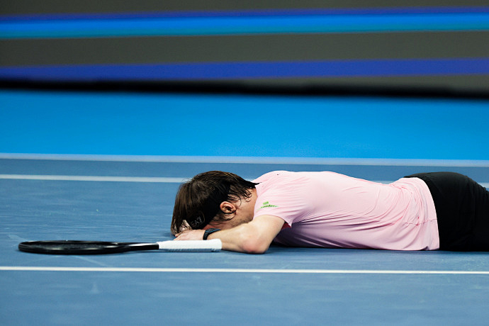 开云体育在线-联合杯险胜蒙特卡洛大师赛，辛纳带队取胜