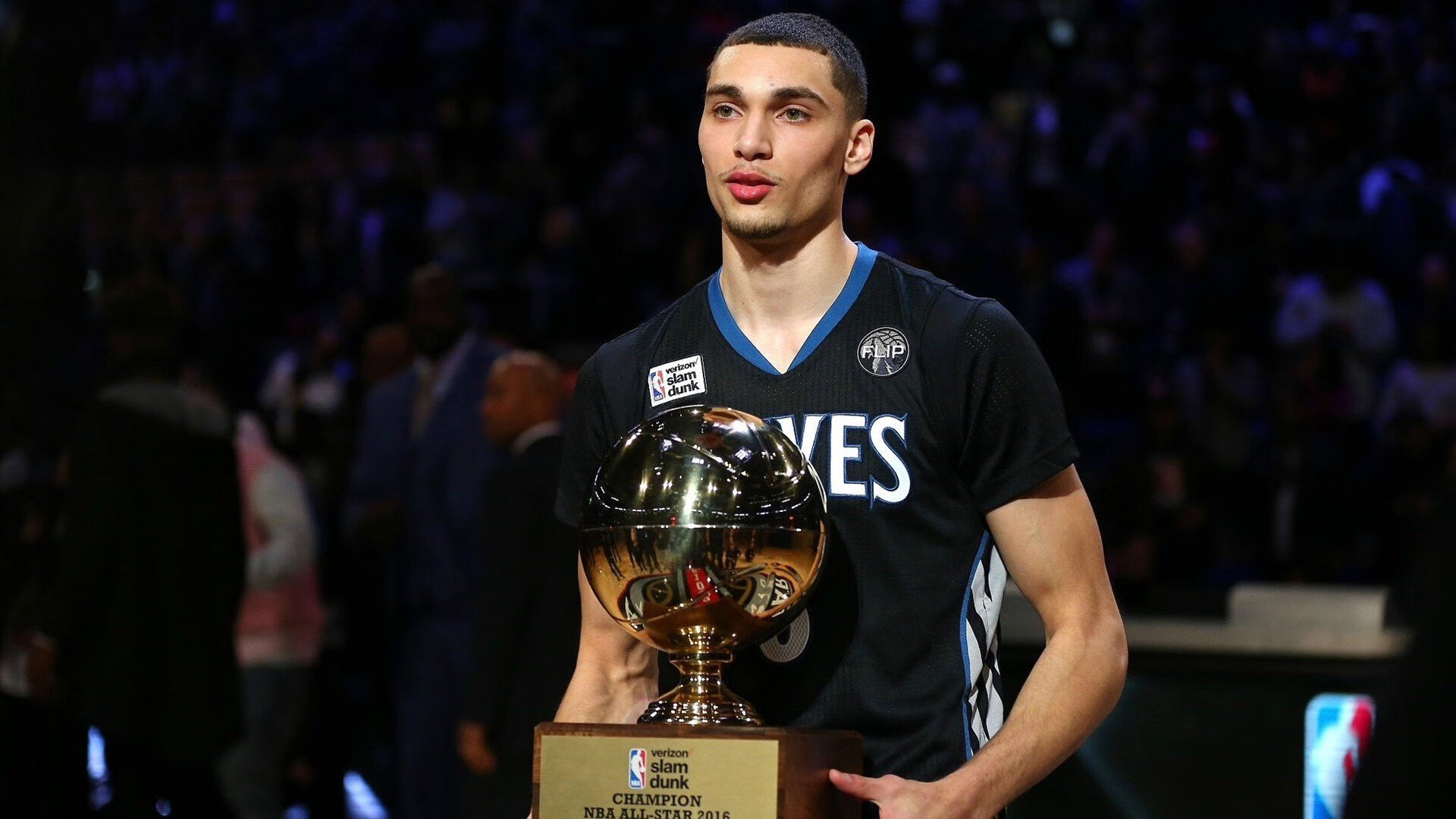 美加墨世界杯之夜,德文·布克用实力书写传奇篇章